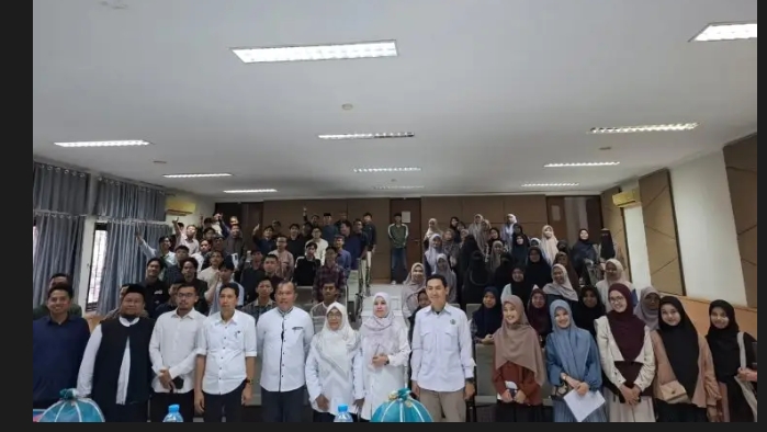 Dosen FUAD UIN Palopo Isi Kuliah Tamu di UIN Alauddin Makassar, Bahas Akses Digital Kitab Klasik